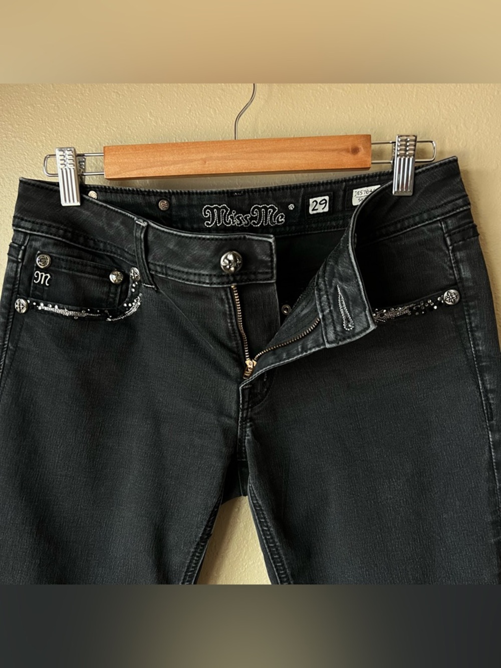 Miss Me Skinny Bling Jeans Women’s 29 Low Rise Faded Black Stretch 30” Inseam - Picture 5 of 14